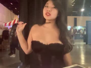 girl
        hiddenr0se cam image #5436551