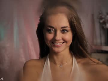 girl
        lettymoa cam image #5220068