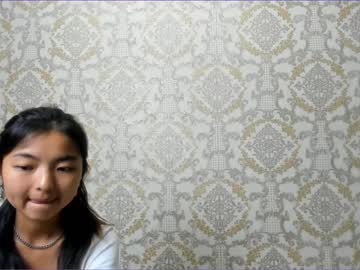 girl
        shy__kira cam image #2193569