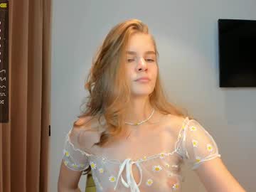 girl
        carolynsveronica cam image #2192981