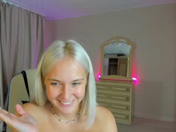 girl
        angel___s cam image #2235568
