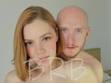 couple
        maypeach cam image #5033853