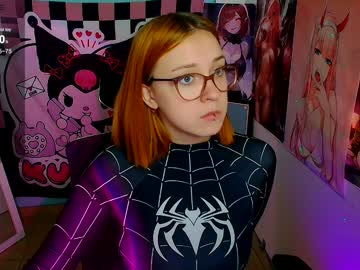 girl
        margaret_red cam image #5211349