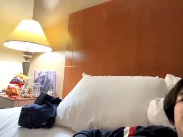 couple Cam Girls Masturbating With Dildos On Chaturbate with yunglatincouple223
