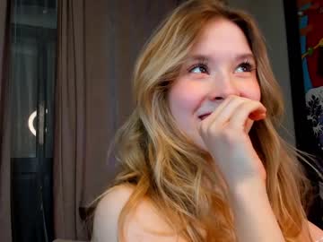 girl
        milablush cam image #3664561