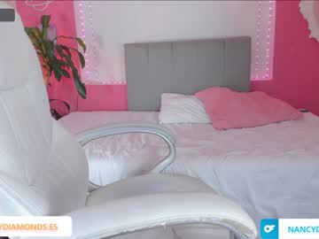 girl
        nancydiamonds cam image #2810917