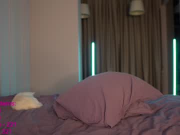 girl
        lindamei cam image #1116994