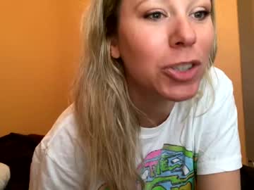 girl
        texas_blonde cam image #1963863