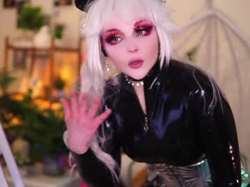 girl
        faith_chan cam image #259016