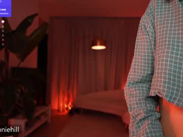 girl
        anniehillofficial_ cam image #5175516
