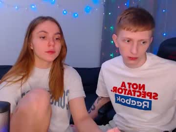 couple
        julsweet cam image #3036099
