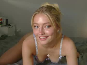 girl
        giselleflexible cam image #6096906