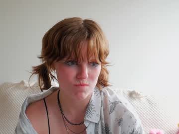 girl
        sisypheanlove cam image #1238564