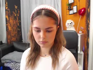 girl
        simply_lily cam image #590962