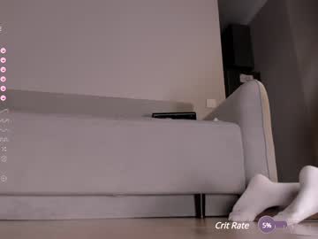 girl
        hee_jeen cam image #3291488