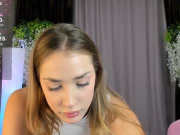 girl
        lori_blush cam image #4986244