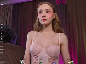 girl
        lissa_meooow cam image #5437410