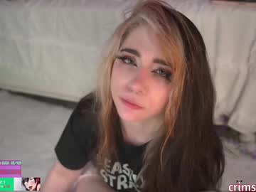 girl
        crimsonkitten cam image #6450255