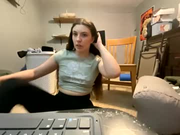 couple
        madm569308 cam image #5983123