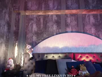 girl
        charlotte_germanotta_ cam image #5864196