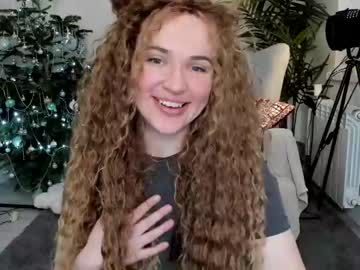 girl
        radiants_2 cam image #3168103