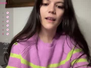 girl
        moonghosts cam image #3303683