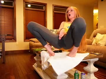 girl
        emmasky69 cam image #5930782
