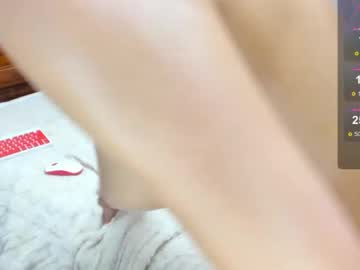 girl
        flower_nicole cam image #4489979