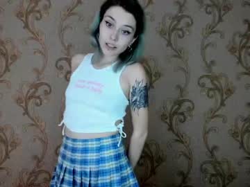 girl
        yuinika_ cam image #4714417