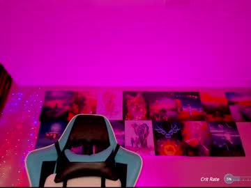 girl
        _witch__ cam image #4913757