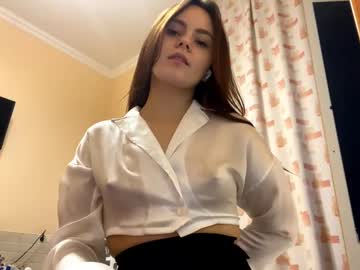 girl
        mia_cutesisa cam image #6891014