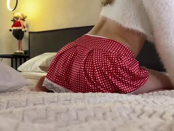 girl
        girl_next_door19 cam image #5789292