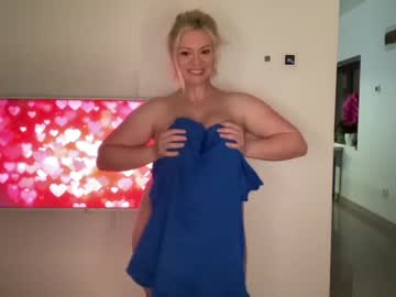 girl
        kiradivine cam image #3498722