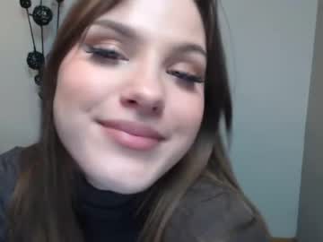 girl
        clara_cla cam image #828552