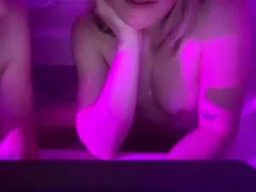 girl
        graciegirl6969 cam image #3060296