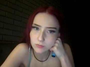 girl
        petite_scarlettt cam image #1911037