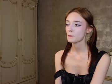 girl
        wiloneakerley cam image #4689994