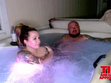 couple
        2freakycouple24 cam image #1233734