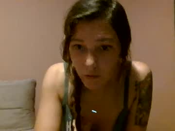 girl
        daydreamj cam image #4035187
