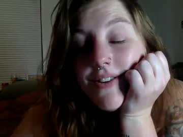 girl
        bettyxpage cam image #1702842