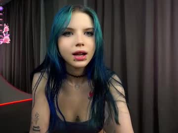 girl
        merciabawden cam image #6342308