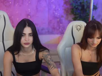 girl
        kira0541 cam image #6975324