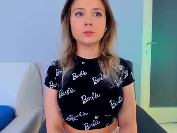 girl
        kittycaitlin cam image #2267851