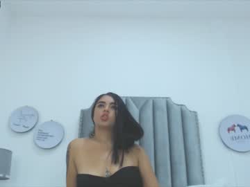 girl
        samantha_cortes_ cam image #1022211