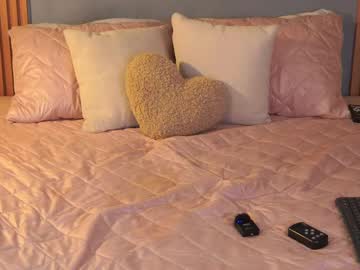 girl
        ashley_ospino cam image #6715055
