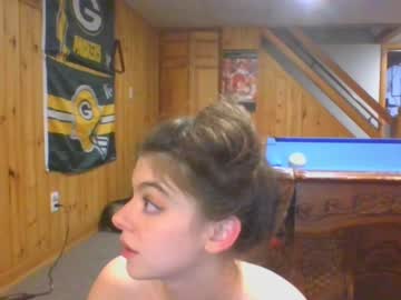 girl
        rosegold18 cam image #3301812