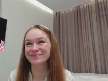 girl
        luna_gracee07 cam image #5298292