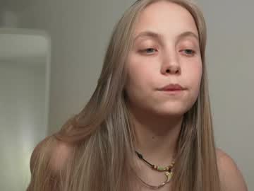 girl
        appr0ved cam image #5577661