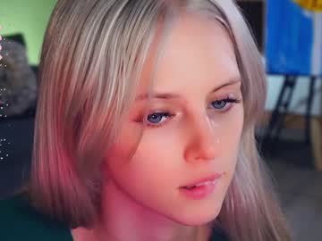 girl
        audreycarvin cam image #5026951