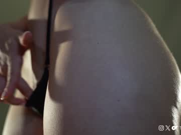 girl
        tifalock_ cam image #3007049
